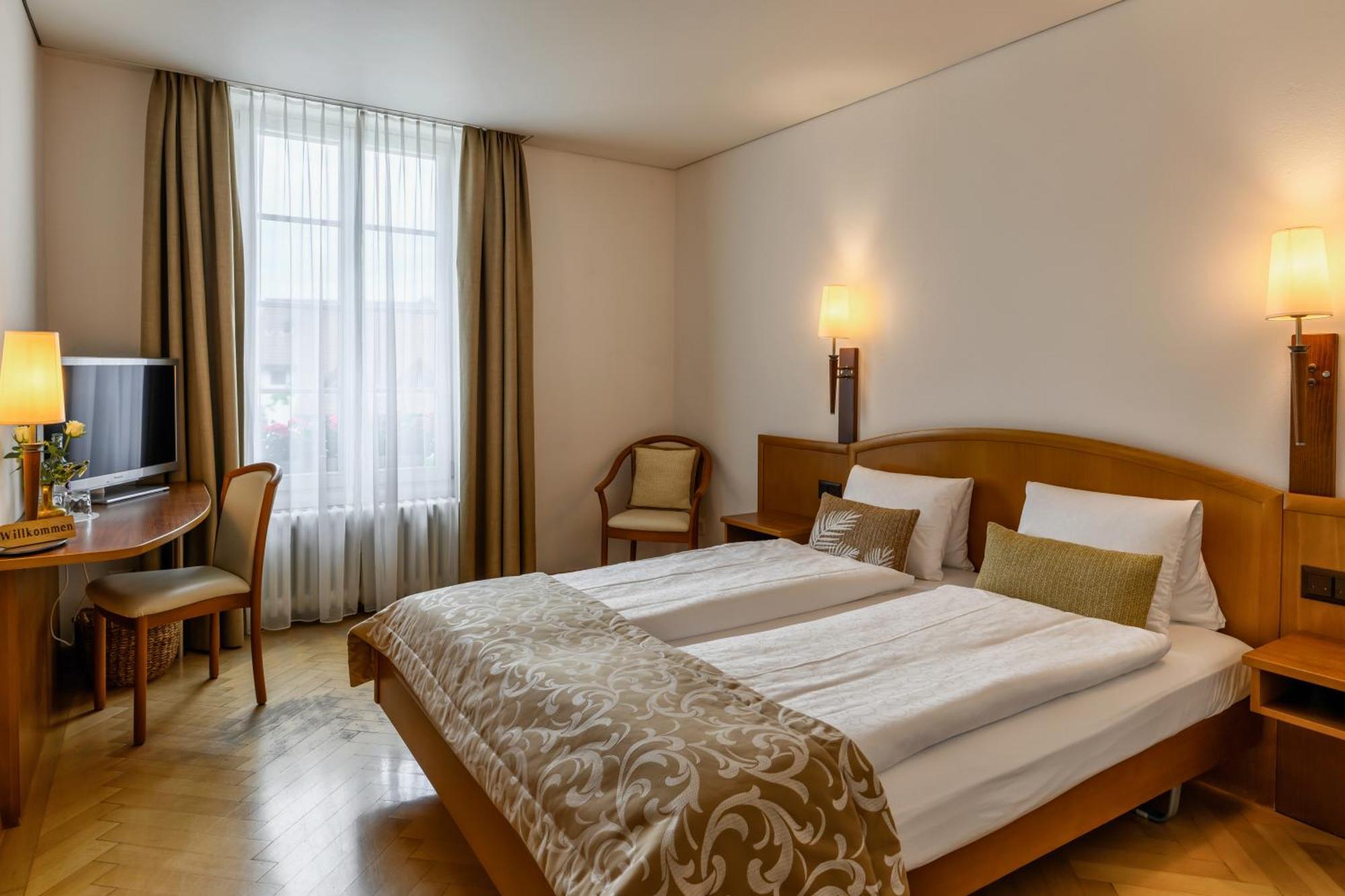 Hotel Landgasthof Schoenbuehl ภายนอก รูปภาพ